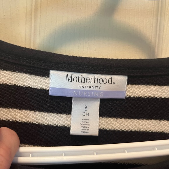 BUNDLE AND SAVE black white striped long sleeve nursing shirt sweater - Picture 3 of 5